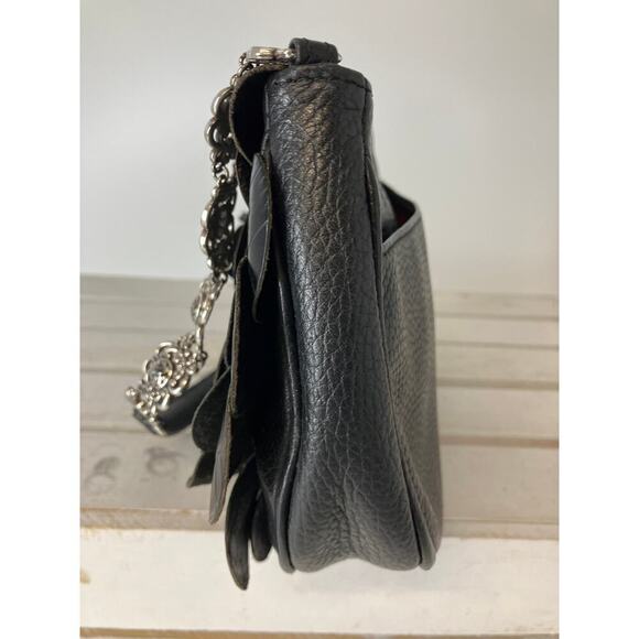 BRIGHTON SMALL BLACK LEATHER FLOWER PETAL SHOULDER BAG - Picture 5 of 16